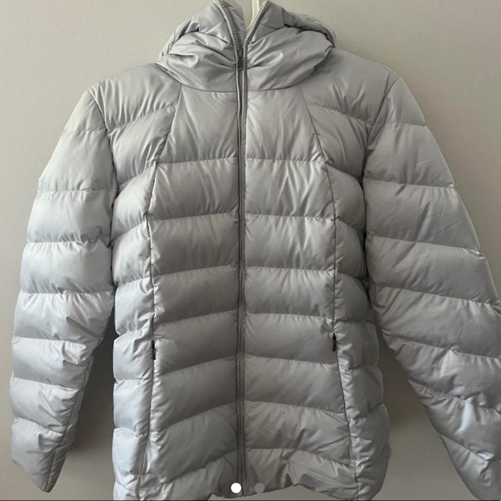 GRAY PUFFER COAT